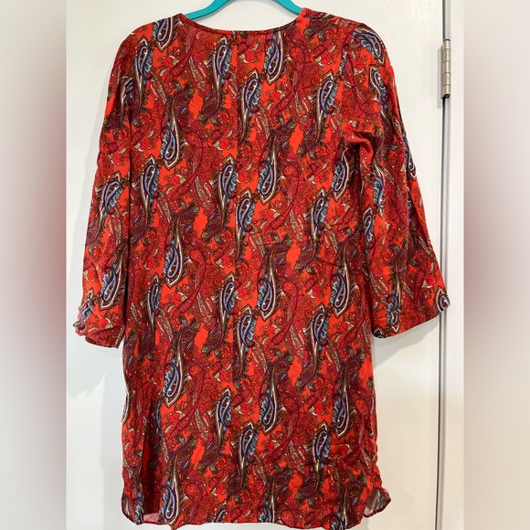 VENUS Womans Shift Dress Paisley V-Neck Flare Sleeve Rust Multicolor Size 8 - Picture 2 of 10